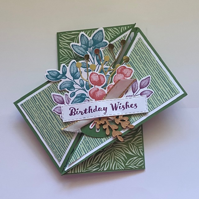 Stampin-Up-Forever-Fern-Itty-Bitty-Birthday-Forever-Flourishing-Dies-fun-fold-birthday-card-Debra-Simonis-Stampinup