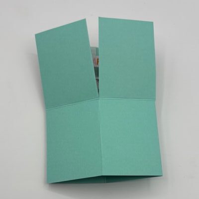 Stampin-Up-Card-in-a-Box-folds-flat-Debra-Simonis-Stampinup